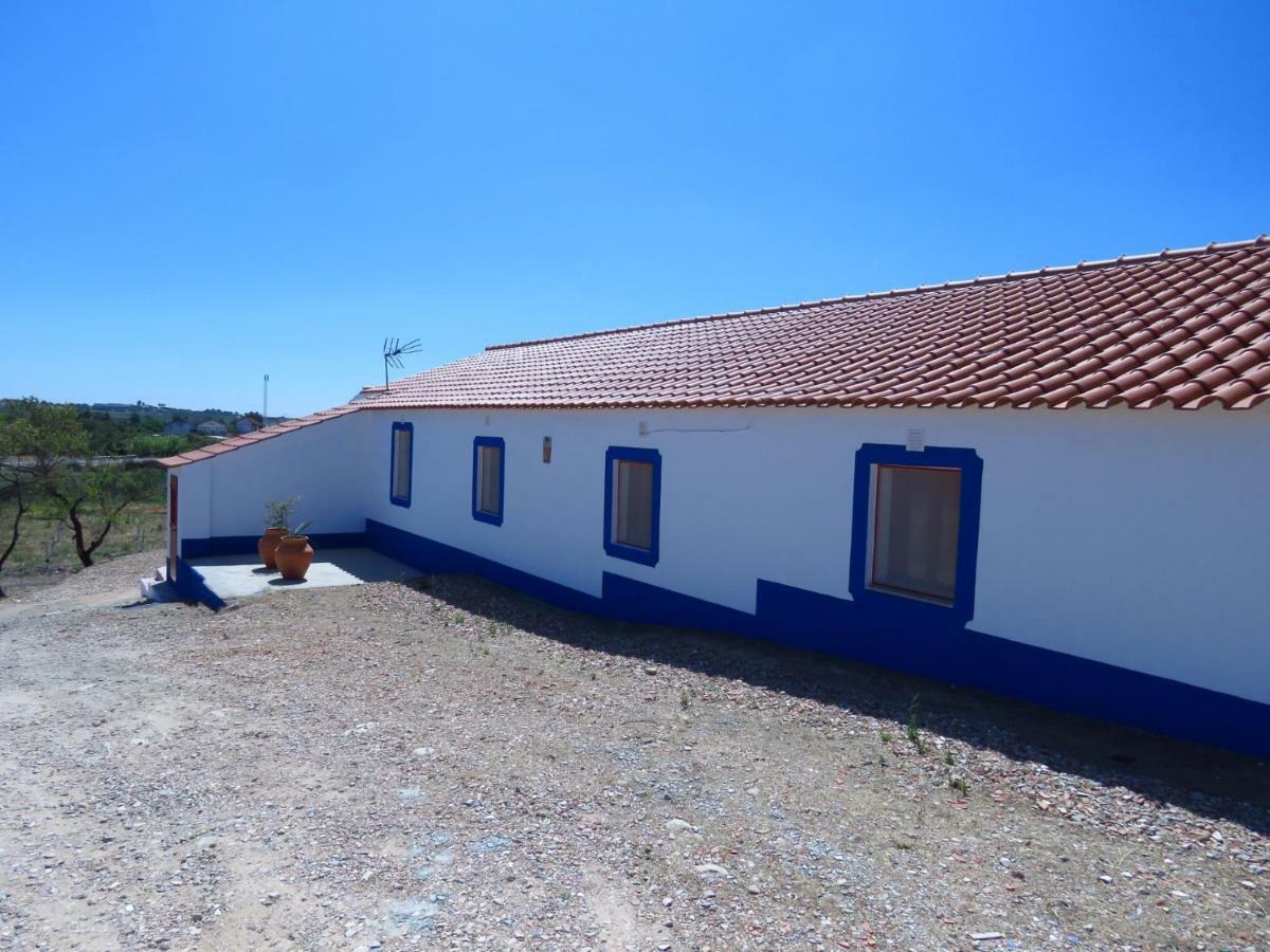Vale Do Boto-Quinta Com 3 Casas Villa Кастро Марим Екстериор снимка