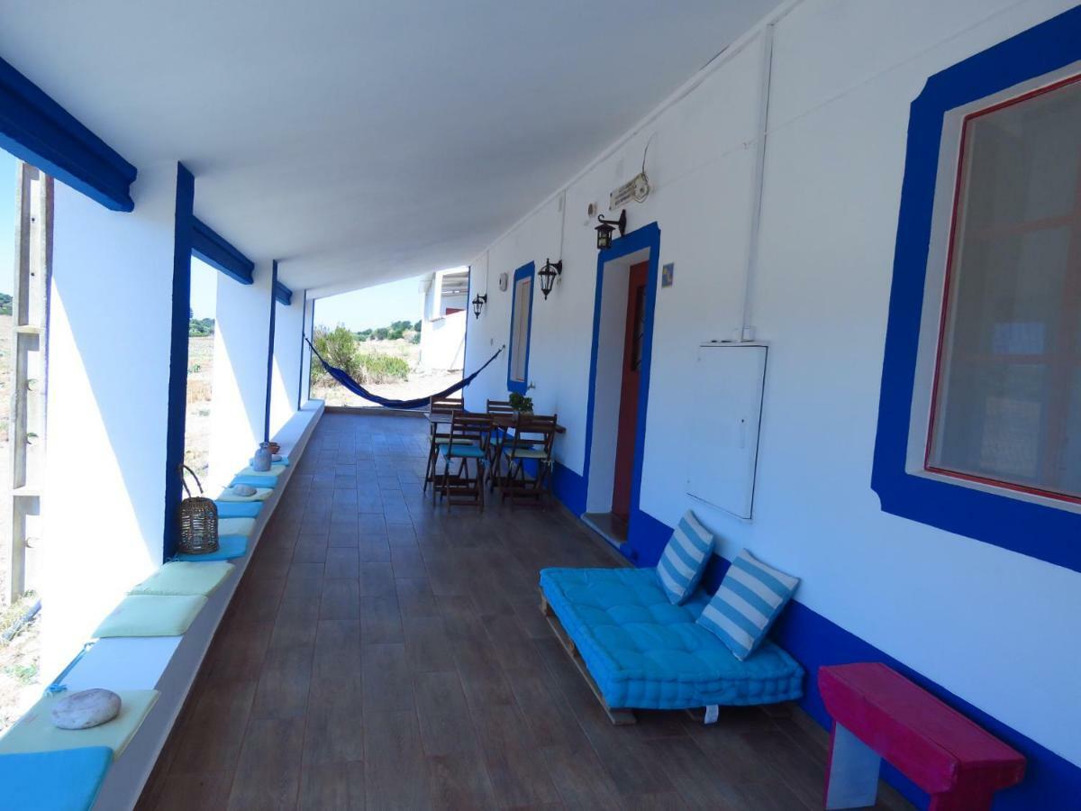 Vale Do Boto-Quinta Com 3 Casas Villa Кастро Марим Екстериор снимка